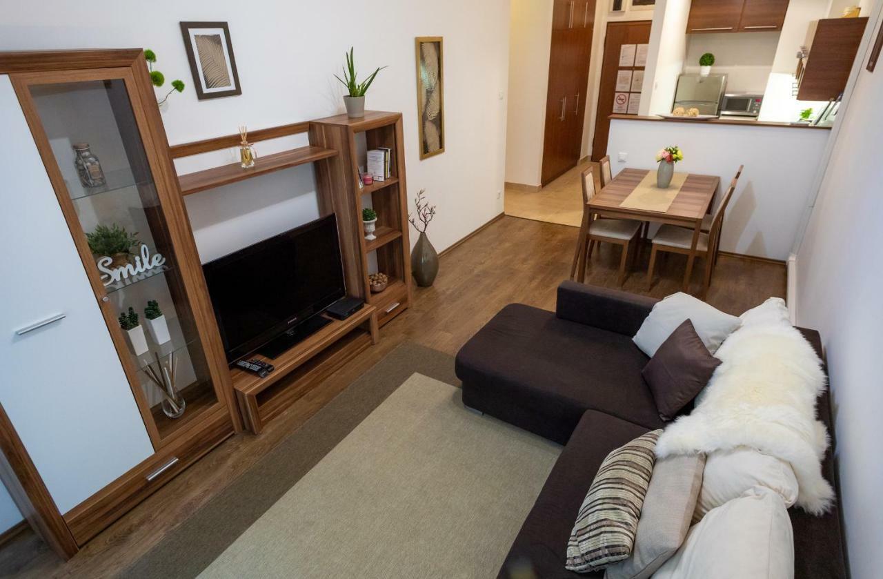 Colours Apartments بودابست المظهر الخارجي الصورة